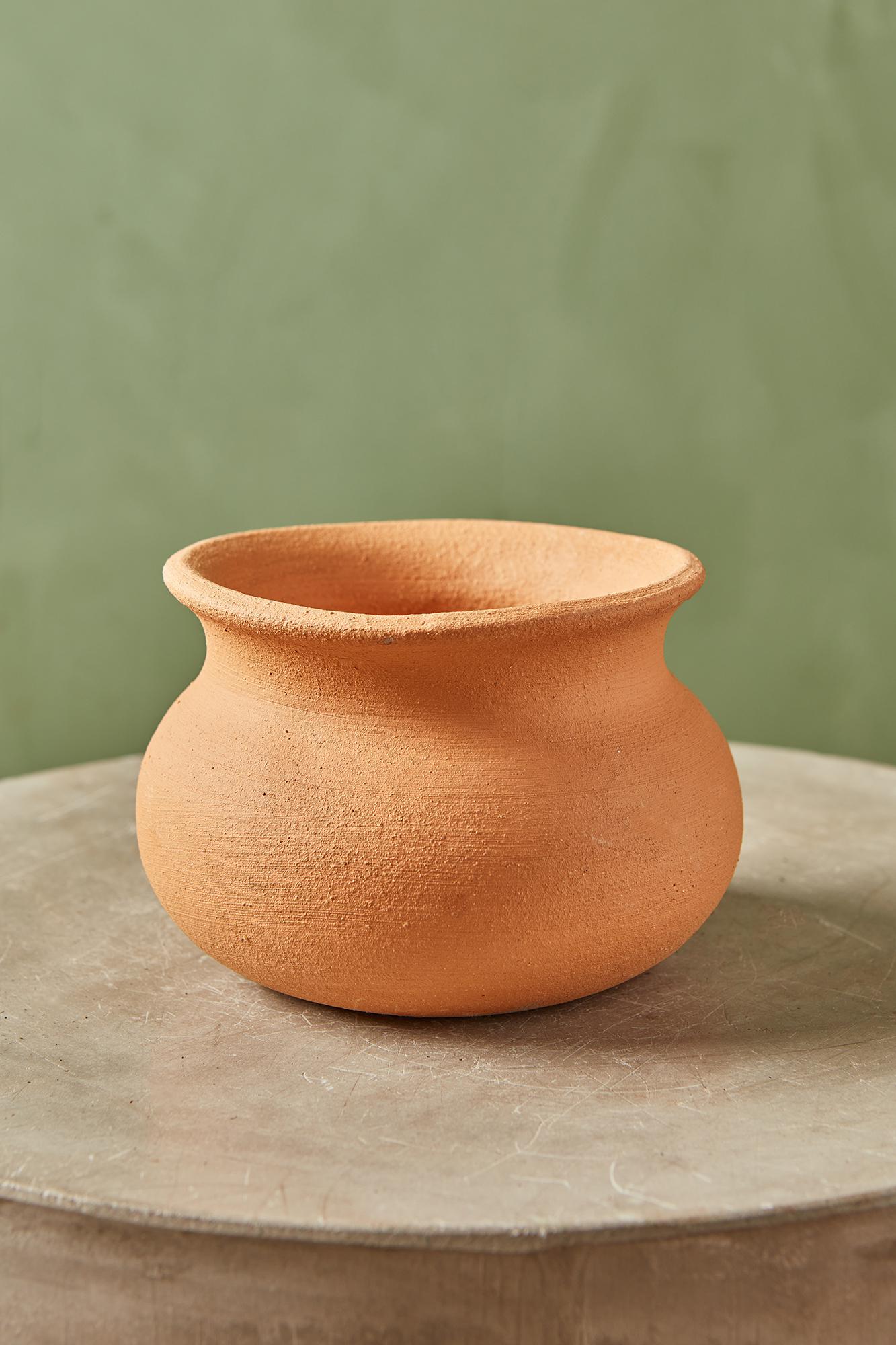 Clay Wash Pot