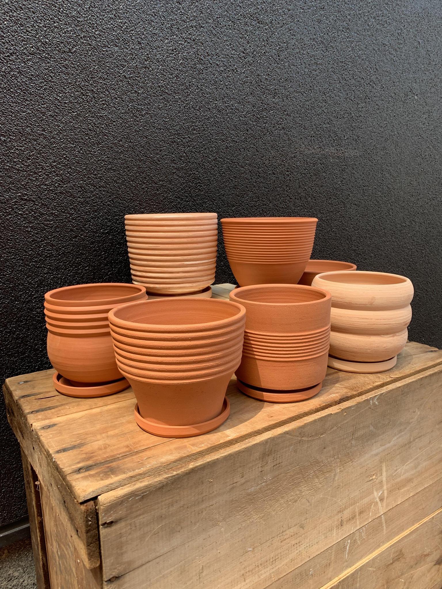 Hollowworks Ceramics