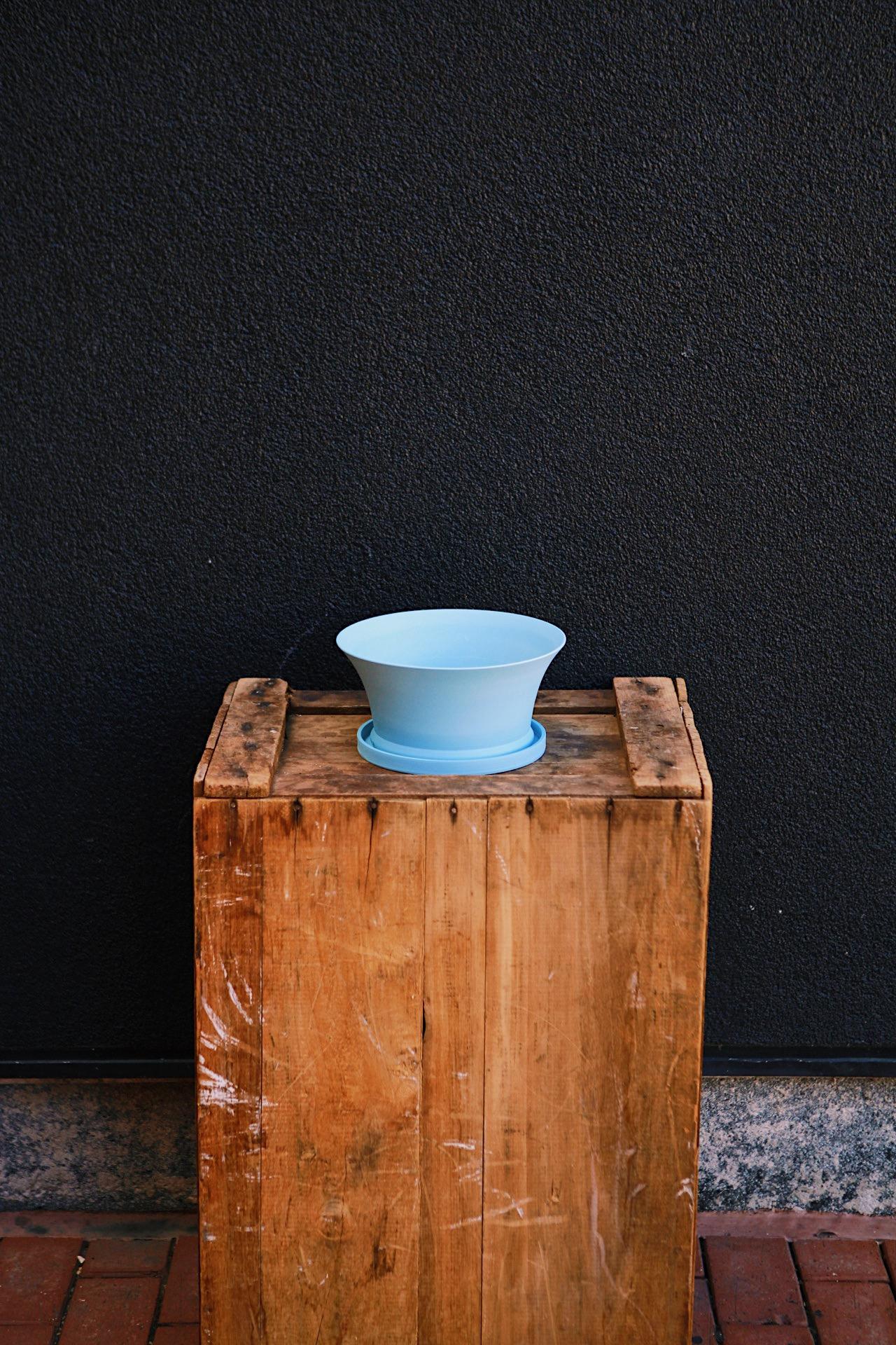 MK Bulb Conical Pot