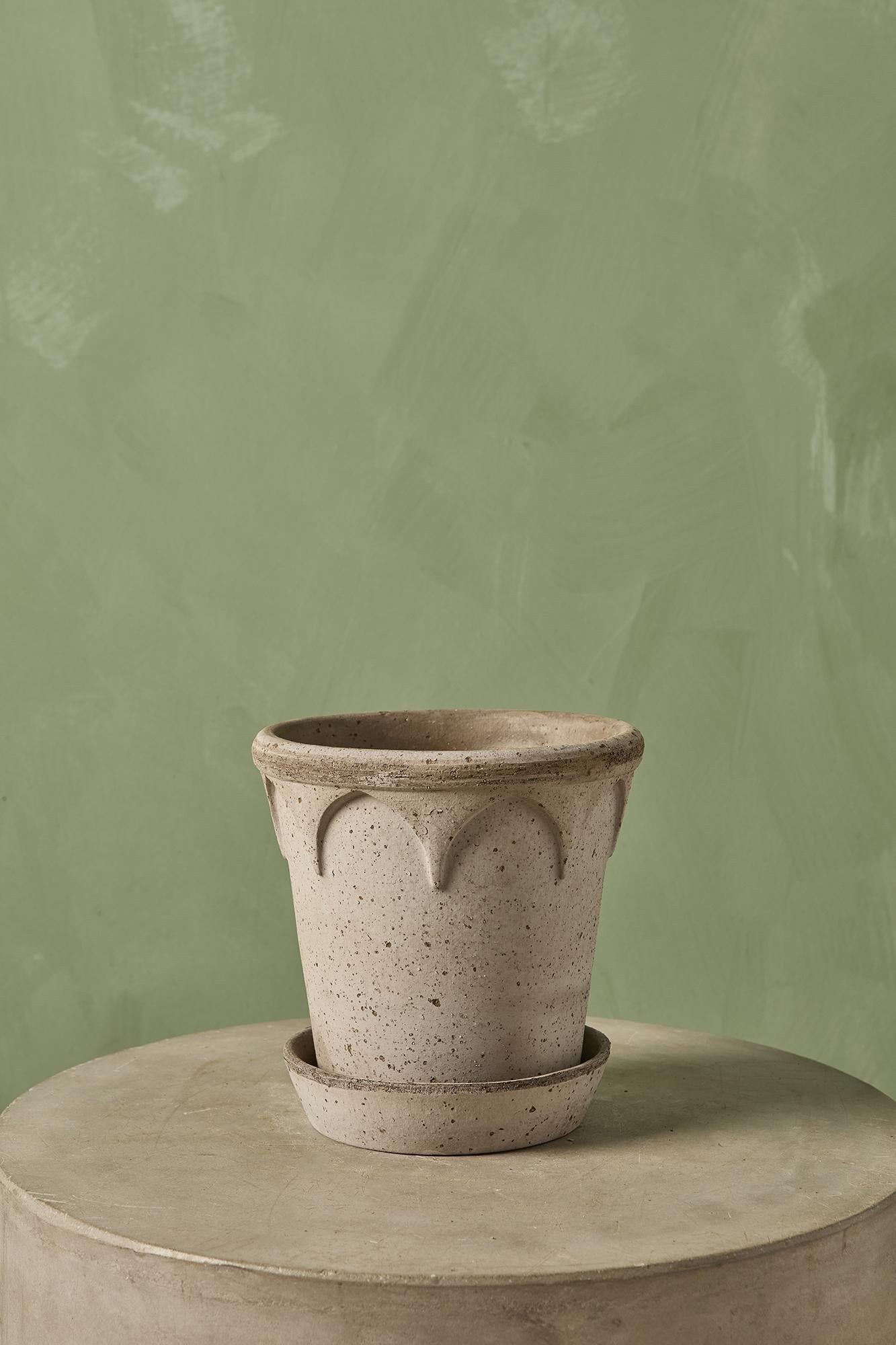 Elizabeth Pot