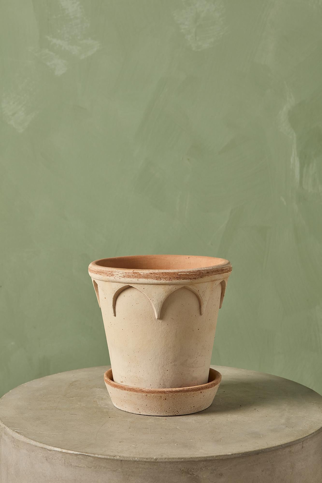 Elizabeth Pot