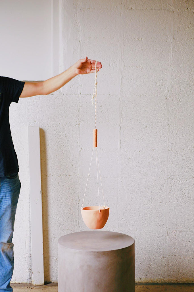 Pendant Pot